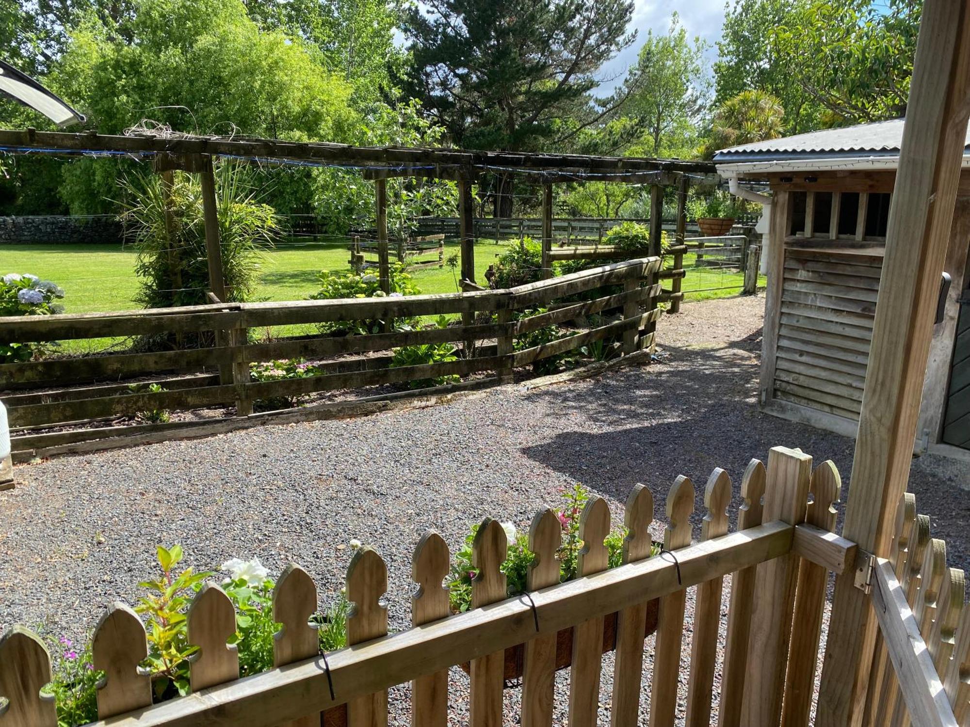 Willows Reach Lodge Kumeu Kültér fotó